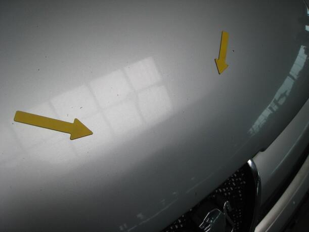 Foto: MOTORHAUBE ( REPARATURBEDÜRFTIG ) eines Peugeot 807 HDi 130