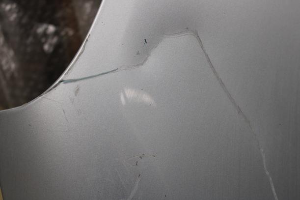 Foto: MOTORHAUBE ( REPARATURBEDÜRFTIG ) eines Peugeot 807 HDi 130