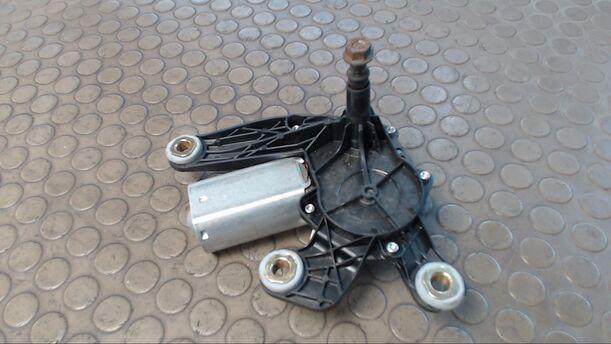 Foto: SCHEIBENWISCHERMOTOR HINTEN eines Peugeot 807 HDi 130 GL