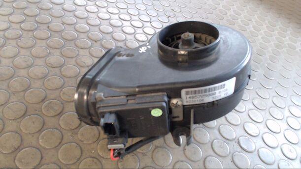 Foto: HEIZUNGSGEBLÄSE LINKS eines Peugeot 807 HDi 130 Eco