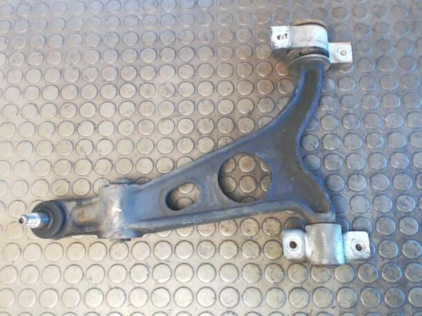 Foto: QUERLENKER UNTEN VORNE LINKS eines Alfa Romeo 156 Sportwagon 2.4 JTD CD
