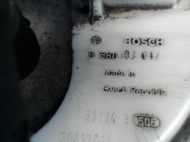 Foto: KRAFTSTOFFPUMPE eines Alfa Romeo 156 Sportwagon 2.4 JTD CD