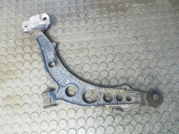 Foto: QUERLENKER VORNE LINKS eines Fiat Barchetta 1.8 16V CD