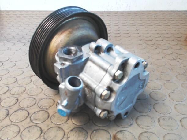 Foto: PUMPE SERVOLENKUNG eines Fiat Barchetta 1.8 16V CD