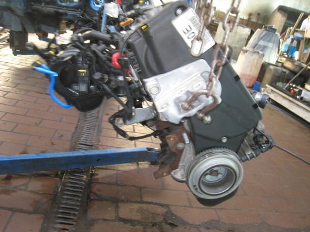 Foto: MOTOR 350A1000 eines Fiat Grande Punto 1.4 8V CD