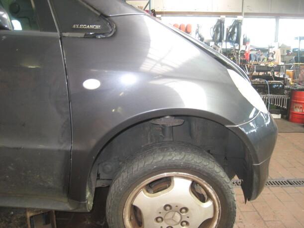 Foto: KOTFLÜGEL RECHTS eines Mercedes-Benz A 170 CDI CD