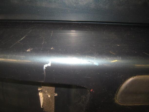 Foto: STOßSTANGE / STOSSFÄNGER HINTEN eines VW Golf 1.6 CD