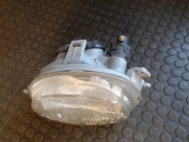 Foto: SCHEINWERFER LINKS eines Renault Twingo 1.2 CD