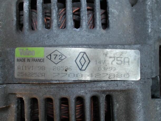 Foto: LICHTMASCHINE VALEO eines Renault Twingo 1.2 CD