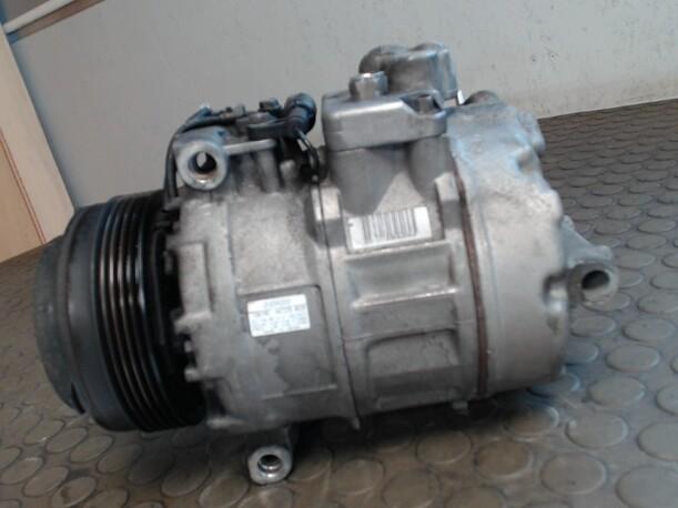 Foto: KOMPRESSOR KLIMAANLAGE eines BMW 530d CD