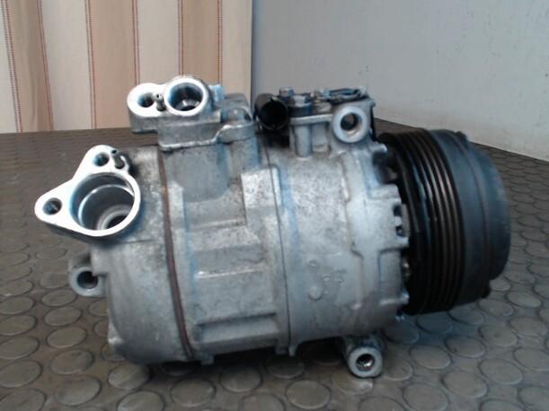 Foto: KOMPRESSOR KLIMAANLAGE eines BMW 530d CD