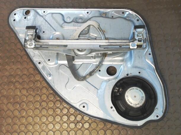 Foto: FENSTERHEBER HINTEN RECHTS eines Ford Focus 1.6 16V CD