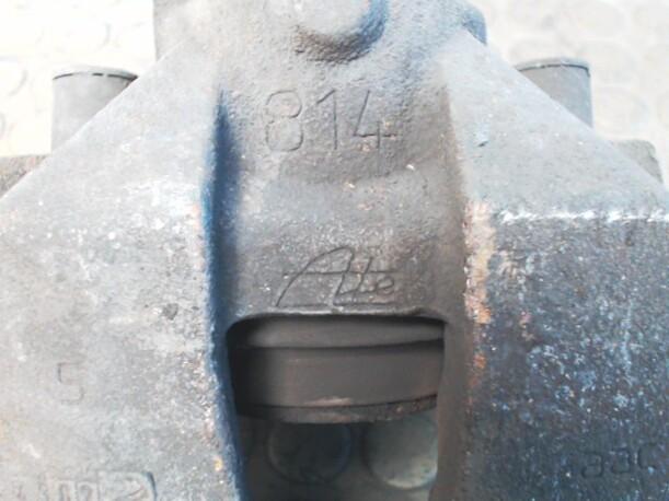 Foto: BREMSSATTEL VORNE RECHTS eines Ford Focus 1.6 16V CD