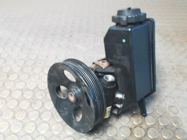 Foto: PUMPE SERVOLENKUNG eines Opel Vectra 1.8 CD