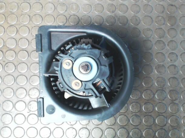 Foto: HEIZUNGSGEBLÄSE eines Opel Vectra 1.8 CD