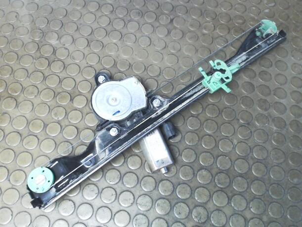 Foto: FENSTERHEBER VORNE RECHTS (4/5-TÜRER) eines Fiat Punto 1.2 16V CD