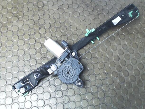 Foto: FENSTERHEBER VORNE RECHTS (4/5-TÜRER) eines Fiat Punto 1.2 16V CD