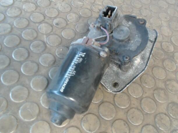 Foto: SCHEIBENWISCHERMOTOR VORN eines Daihatsu Cuore 1.0 Top