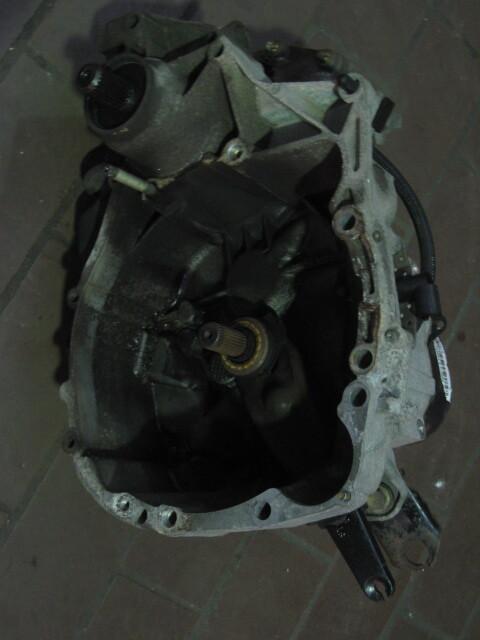 Foto: SCHALTGETRIEBE 5-GANG JB 1514  (720000km) eines Renault Clio 1.2 Top