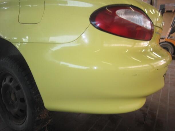 Foto: STOßSTANGE / STOSSFÄNGER HINTEN eines Hyundai Coupe 2.0 CD