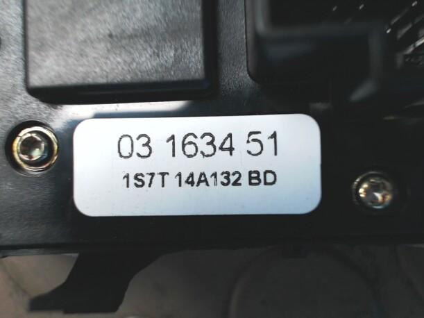 Foto: FENSTERHEBERSCHALTER eines Ford Mondeo 1.8 Turnier Top