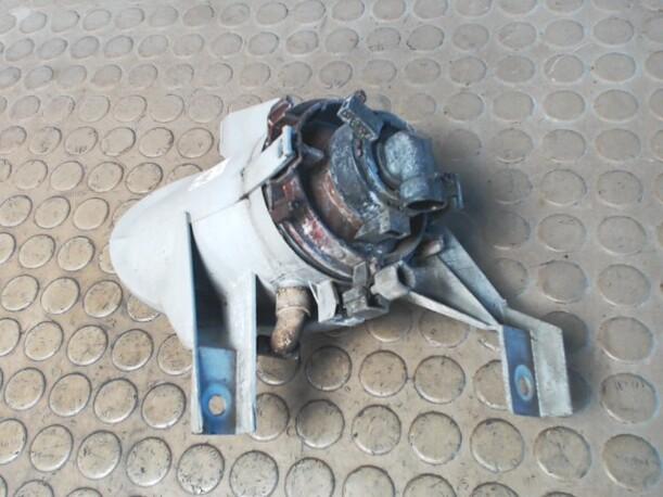 Foto: NEBELSCHEINWERFER RECHTS eines Opel Tigra 1.4i 16V Top