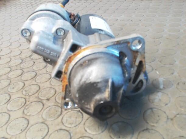 Foto: ANLASSER / STARTER BOSCH eines Opel Corsa 1.2 16V ecoFLEX Easytronic Top