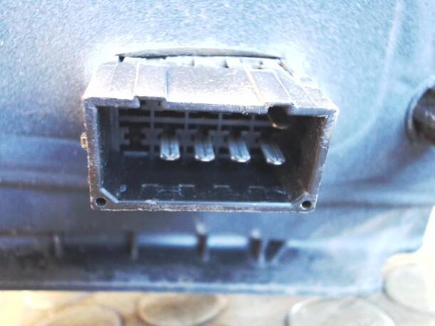 Foto: AUSSENSPIEGEL ELEKTRISCH VERSTELLBAR LINKS eines Renault Scenic 2.0 16V GL