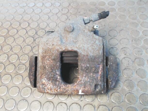 Foto: BREMSSATTEL VORNE LINKS eines Ford Ka GL