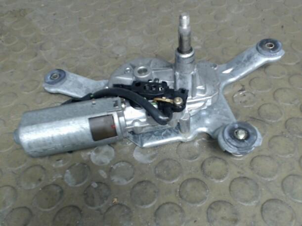 Foto: SCHEIBENWISCHERMOTOR HINTEN eines Mitsubishi Carisma GDI