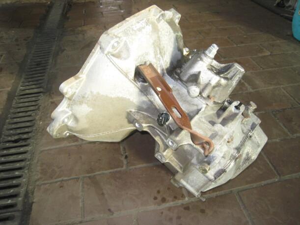 Foto: SCHALTGETRIEBE F10 eines Opel Astra