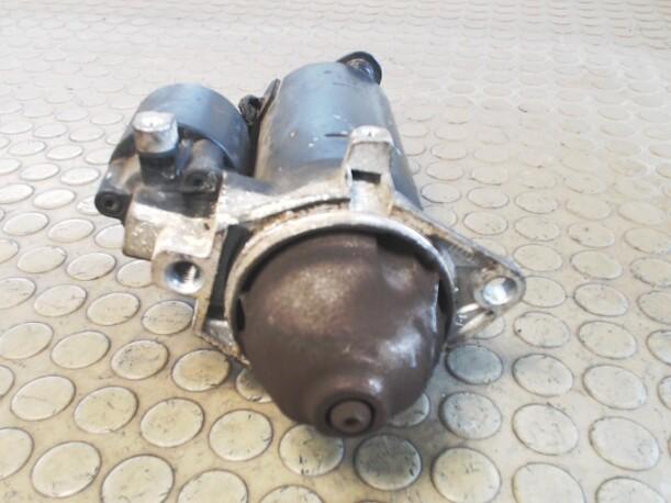 Foto: ANLASSER / STARTER BOSCH eines Opel Astra 2.0 DTI Caravan CD