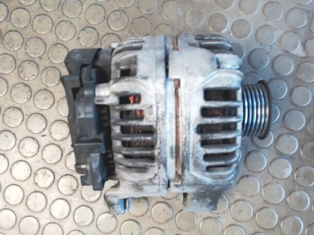 Foto: LICHTMASCHINE eines Opel Astra 2.0 DTI Caravan CD