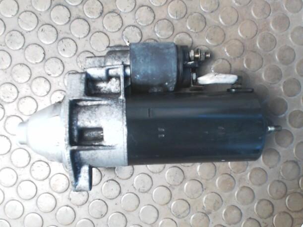 Foto: ANLASSER / STARTER BOSCH eines VW Passat Variant 1.9 TDI GL