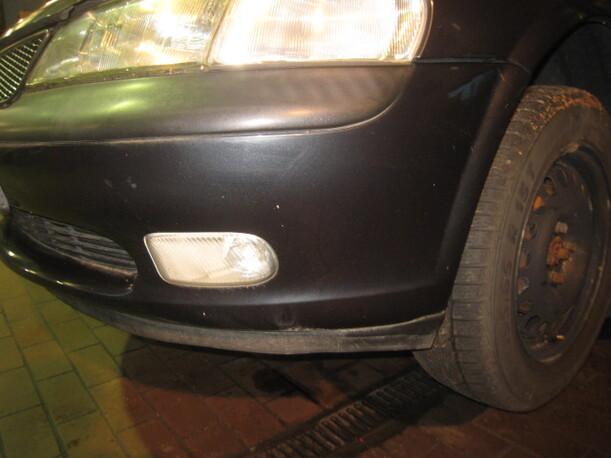 Foto: STOßFÄNGER / STOßSTANGE VORNE eines Opel Vectra 1.8 Caravan GL