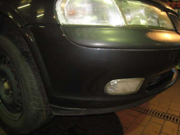 Foto: STOßFÄNGER / STOßSTANGE VORNE eines Opel Vectra 1.8 Caravan GL