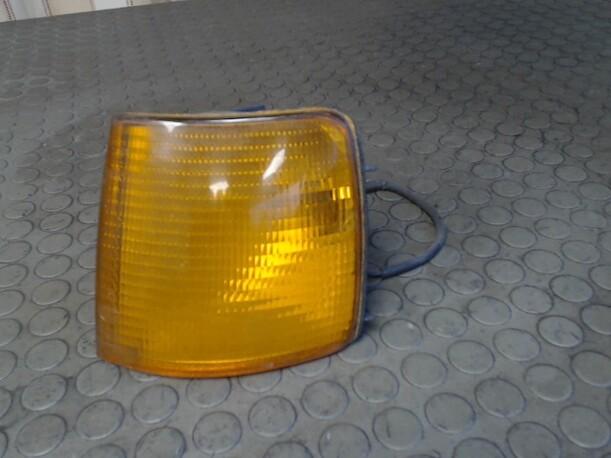 Foto: BLINKER VORN LINKS eines VW Passat Variant 1.8 GL