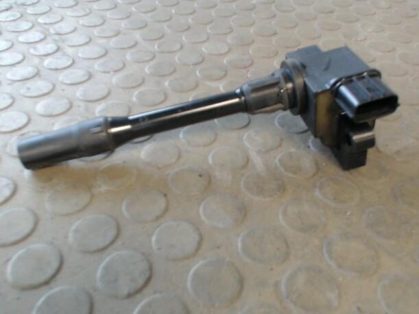 Foto: ZÜNDSPULE eines Mitsubishi Carisma GDI 1.3I