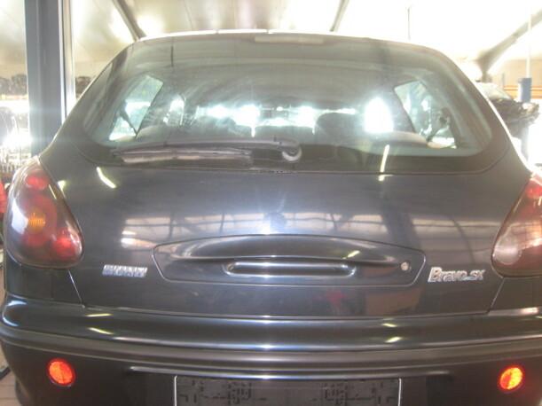 Foto: HECKKLAPPE / HECKDECKEL eines Fiat Bravo 1.4 12V GL
