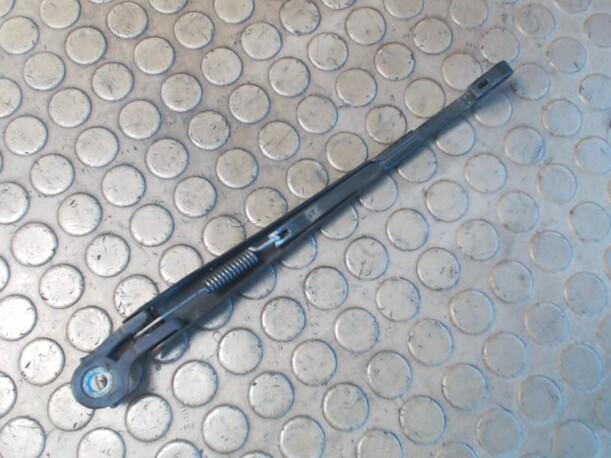 Foto: SCHEIBENWISCHERARM HINTEN eines VW Golf 1.4