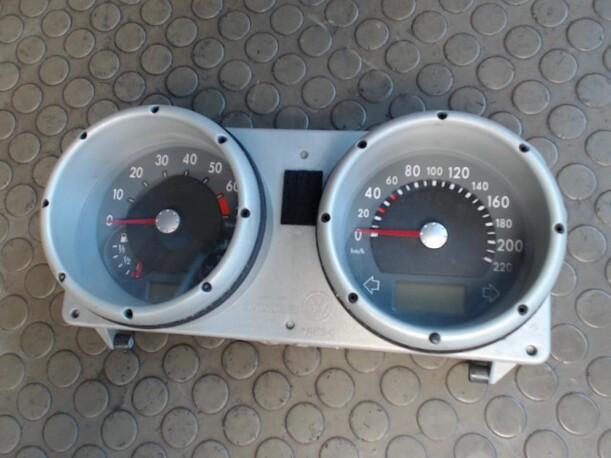 Foto: TACHOEINHEIT eines VW Lupo 1.0