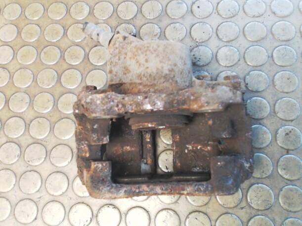 Foto: BREMSSATTEL VORNE LINKS eines Renault Clio CL