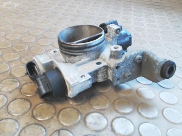 Foto: DROSSELKLAPPENSTUTZEN eines Fiat Punto 1.2 8V GT