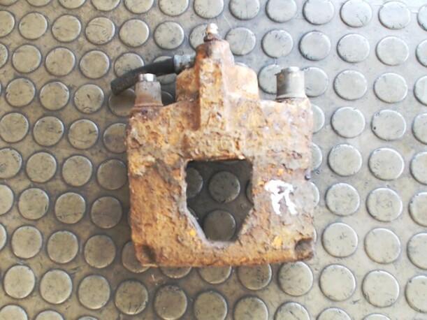 Foto: BREMSSATTEL HINTEN RECHTS eines Chrysler Voyager 2.5 TD CLX