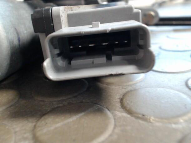 Foto: FENSTERHEBER ELEKTRISCH RECHTS eines Citroen C3 Pluriel 1.4