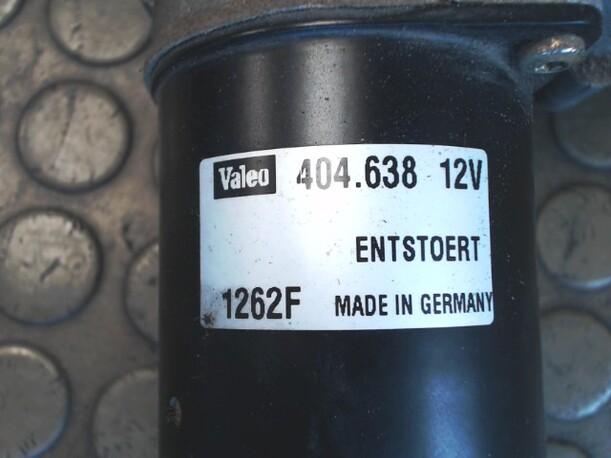 Foto: SCHEIBENWISCHERMOTOR VORN eines Peugeot 307 HDi Break 90 CLX