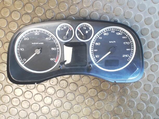 Foto: TACHOEINHEIT eines Peugeot 307 HDi Break 90