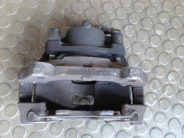 Foto: BREMSSATTEL VORN RECHTS eines Opel Vectra 1.9 CDTI DPF CD