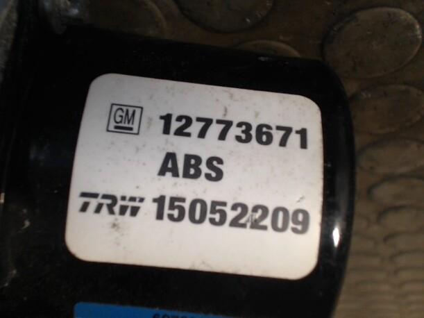 Foto: HAUPTBREMSAGGREGAT ABS eines Opel Vectra 1.9 CDTI DPF CD