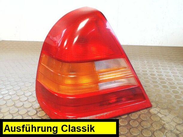 Foto: HECKLEUCHTE / RÜCKLICHT LINKS eines Mercedes-Benz C 200 CD